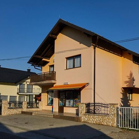 Apartamento Sutjeska Modrica Exterior foto